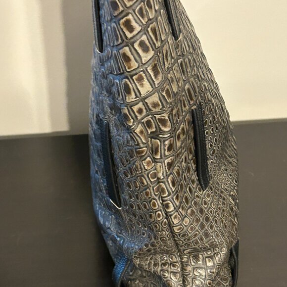 TOM THOMAS LEATHERS Gray Black Croc Pattern Asymmetrical Angle Shoulder Handbag - Picture 4 of 13